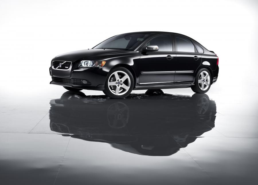  Volvo R-Design Pack for DRIVEe Models 2009 года  (фото 1 из 13)